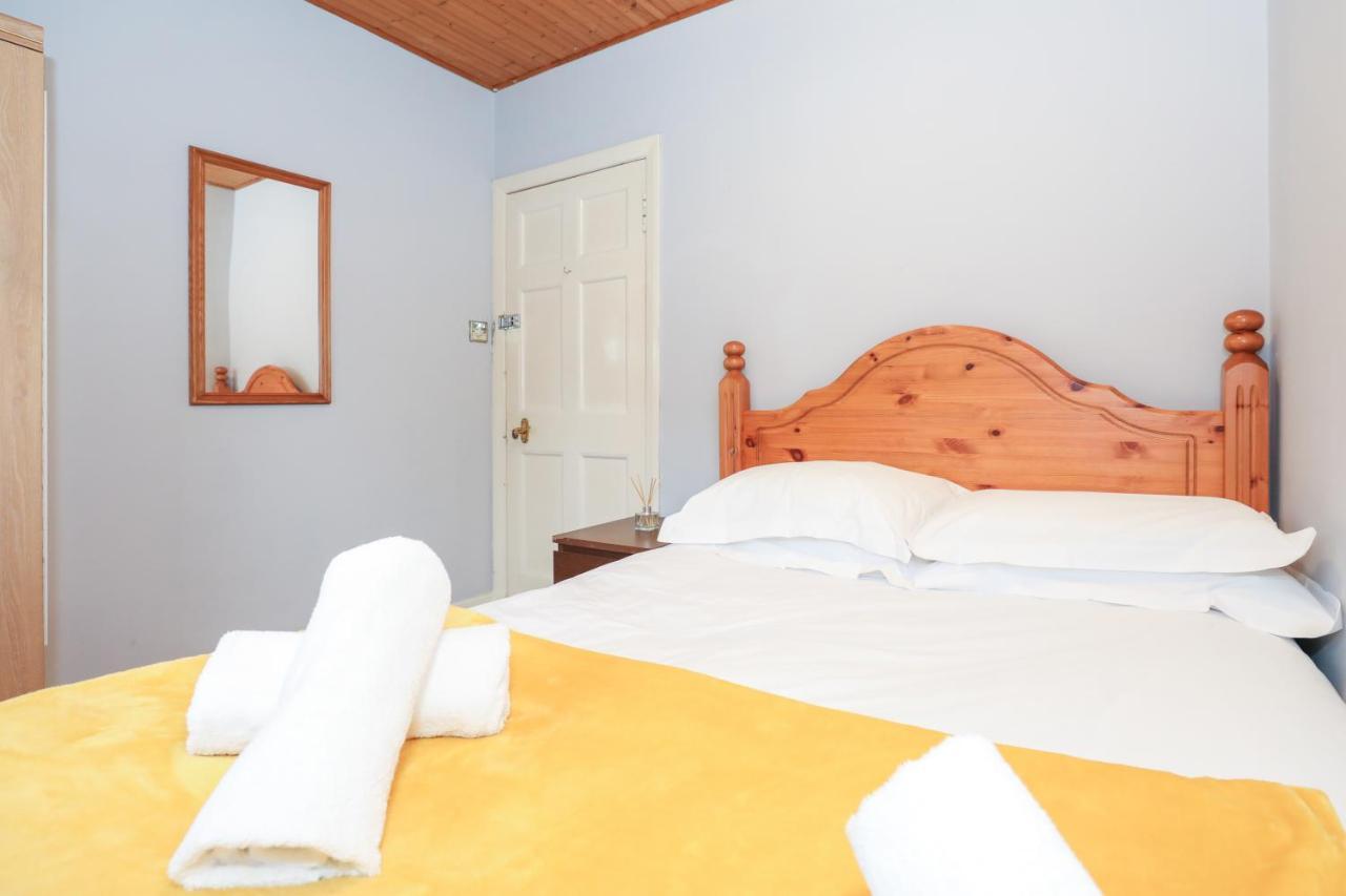 Beautiful 4 Bedroom Cottage - Ideal Location - Free Parking Edimburgo Esterno foto