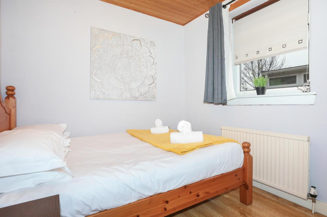 Beautiful 4 Bedroom Cottage - Ideal Location - Free Parking Edimburgo Esterno foto