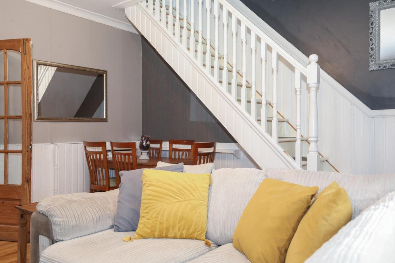 Beautiful 4 Bedroom Cottage - Ideal Location - Free Parking Edimburgo Esterno foto