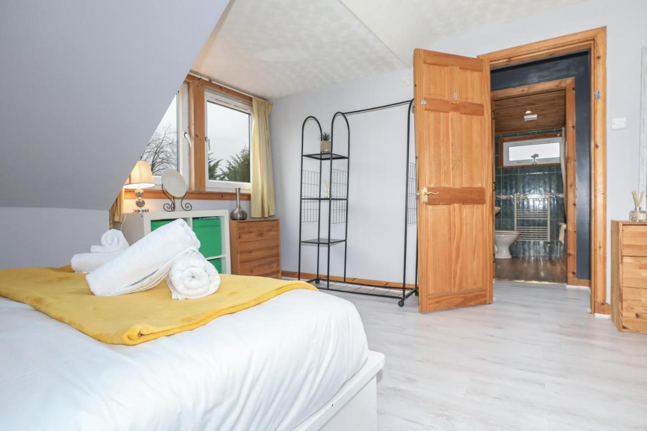Beautiful 4 Bedroom Cottage - Ideal Location - Free Parking Edimburgo Esterno foto